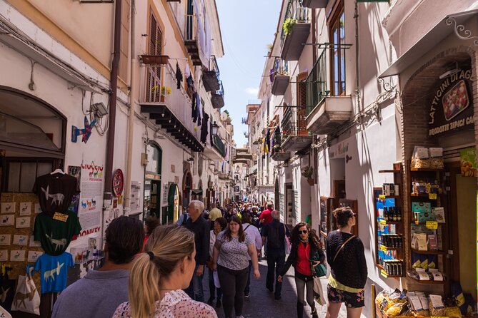 Amalfi, Positano and Ravello: Boat Tour from Naples - From Naples by boat: why this day trip feels smarter
