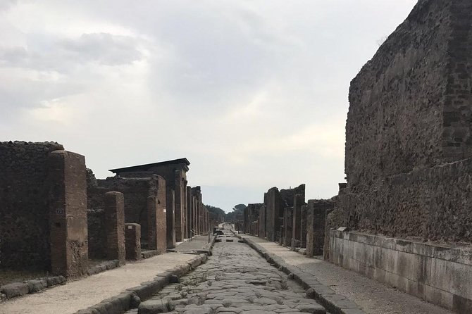 Ancient Pompei in the afternoon - Learning the Story: What Happened to Pompeii