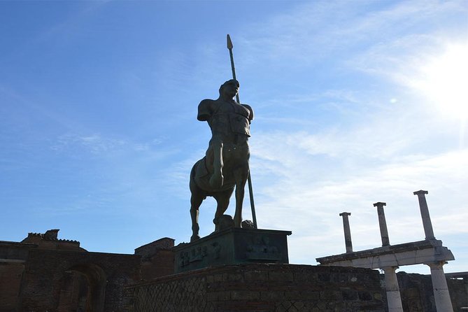 Ancient Pompei in the afternoon - Where You Meet and Where You Finish: Piazza Immacolata to Porta Marina