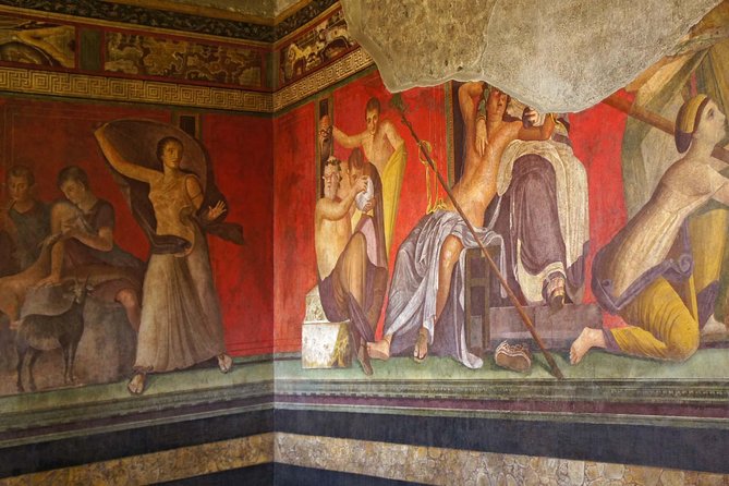 Ancient Pompeii Private Tour: Skip the Line & Kid-Friendly Option - Forum of Pompeii + Via dell’Abbondanza: politics and everyday street life