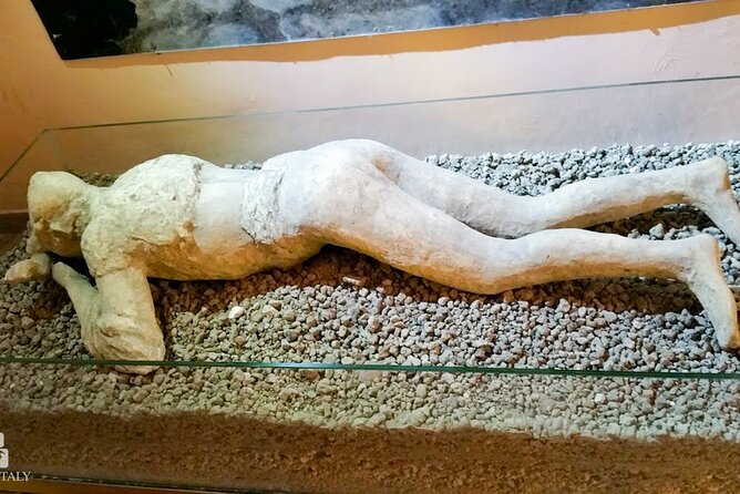 Ancient Pompeii Private Tour: Skip the Line & Kid-Friendly Option - Terme del Foro: walking through Roman bathing like it’s a routine
