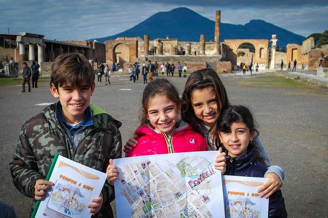 Ancient Pompeii Private Tour: Skip the Line & Kid-Friendly Option - Meeting at Via Villa dei Misteri: starting point and timing reality