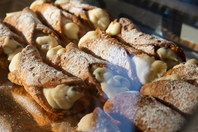 Authentic Naples Street Food Tour With Local Expert Guide - Pace, crowds, and shoes: how to make this tour enjoyable