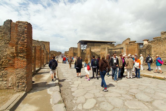 Complete Pompeii Skip the Line Tour with Archaeologist Guide - Should you book this Complete Pompeii Skip the Line Tour?