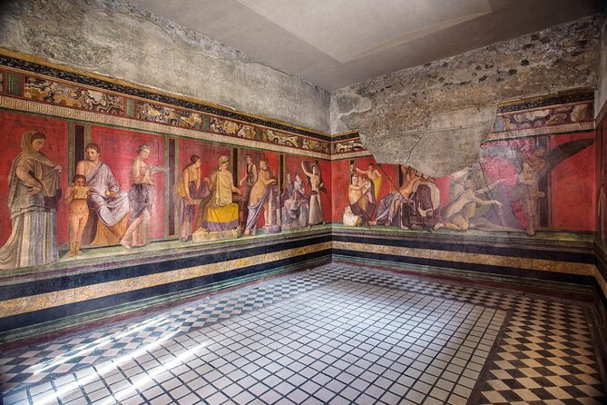 Day Trip of Pompeii, Herculaneum and Vesuvius from Naples - Where you start in Naples (and why it matters)