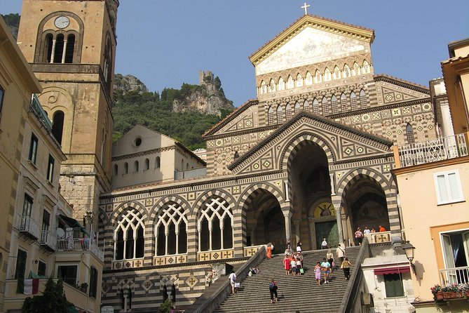 Explore Pompeii & Amalfi in One Day from Naples with Free Time - Pompeii Archaeological Park: what you get in about 2 hours