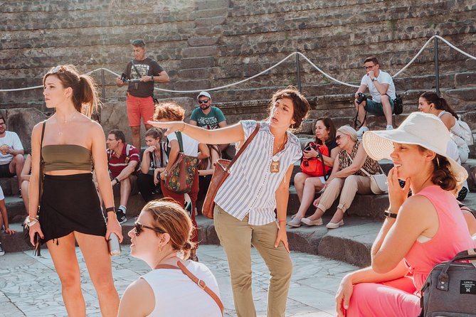 Explore Pompeii with an Archaeologist - The Forum area: Foro de Pompeya and Basilica in quick hits