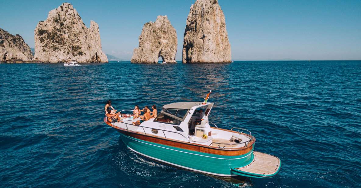 From Naples: Capri Boat Day Trip with Drinks - Boarding at Piano di Sorrento and cruising the Capri coast