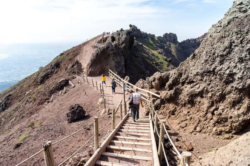 From Naples: Day Trip to Mount Vesuvius - The walk from 1,000 meters to the crater: short distance, plan for effort