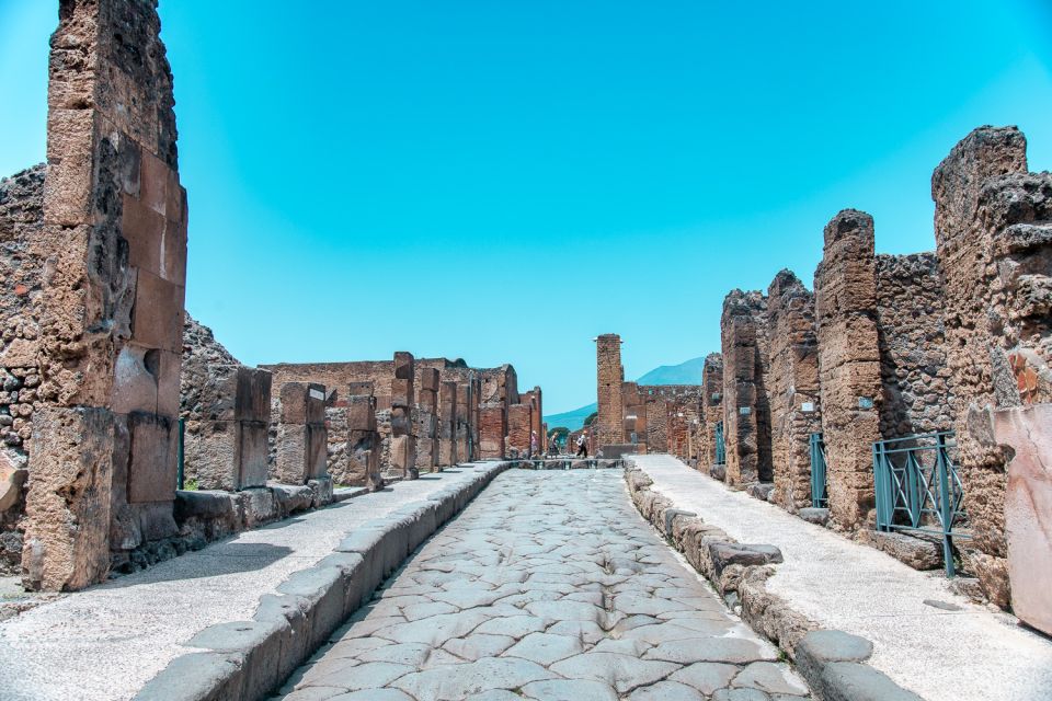 From Naples: Pompeii and Amalfi Coast Full-Day Private Tour - Key highlights and what they mean for your day