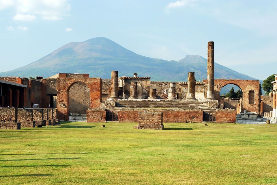From Naples: Pompeii Skip-the-Line Entry Ticket and Tour - Cameo factory stop: a smart break that actually adds value