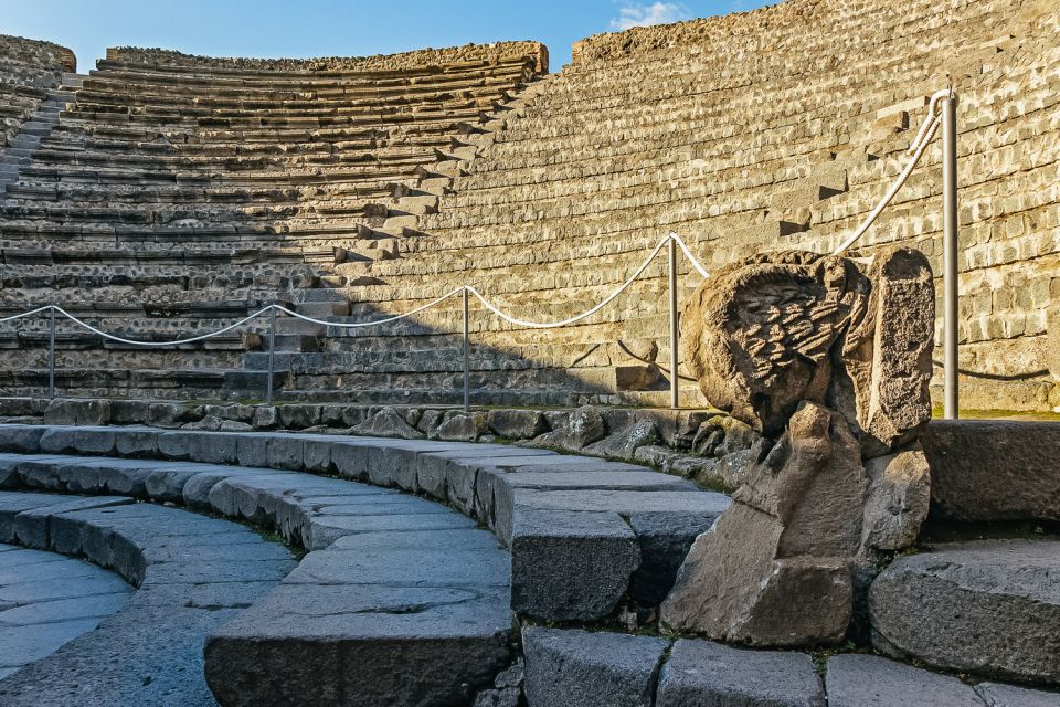 From Naples: Pompeii Skip-the-Line Entry Ticket and Tour - The ride to Pompeii: comfort, but also a realistic timetable