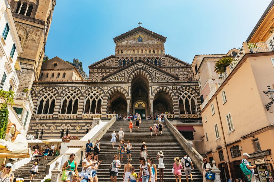 From Naples: Positano and Amalfi Boat Tour with Drinks - Drinks and dry snacks onboard: small comforts that keep the day fun