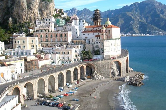 From Naples: Ravello & Amalfi Coast in Small Group - Ravello: free time with exterior-only sights