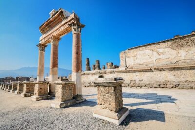 From Naples: Skip the Line Pompeii Guided Tour – Small Group - Skip-the-line entry: what it helps with, and what it can’t