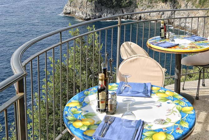 From Naples: Sorrento, Positano & Amalfi Coast – Small Group Tour - Lunch on the Amalfi Coast: photos plus an optional all-inclusive upgrade