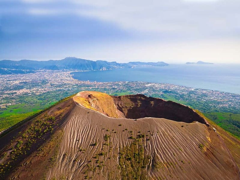 From Naples: Vesuvius Easy Tour - The ride to 1,000 meters: what that altitude shortcut changes