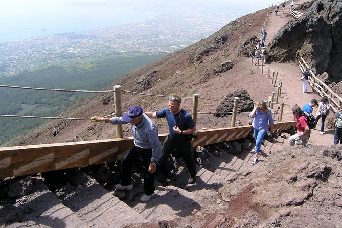 Half-Day Trip to Mt. Vesuvius from Naples - At the crater rim: what the volcanologist talk adds