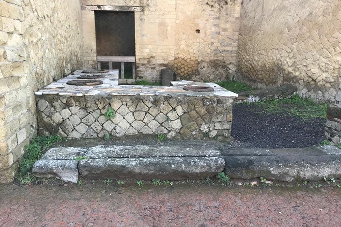 Herculaneum - Small Group Tour - The Seafront Surprise: An Ancient Beach, Skeletons, and a Wooden Boat