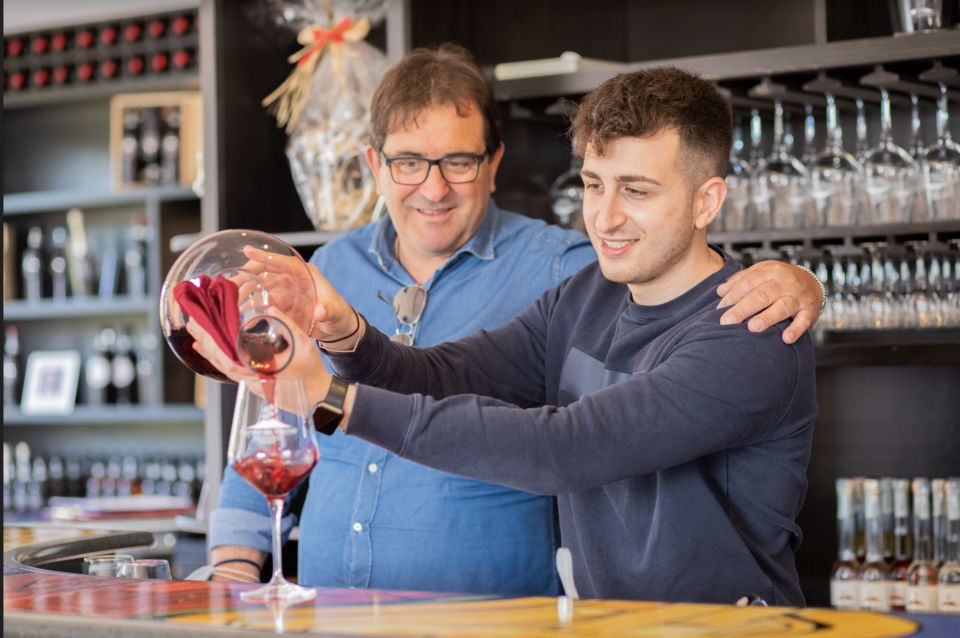 Mount Vesuvius: Vineyard Tour with Wine Tasting and Lunch - The 1.5–2 Hour Experience: What the Timing Actually Feels Like