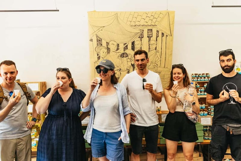 Naples: Guided Street Food Tour with Spritz - Stop-by-stop: what happens at each tasting moment