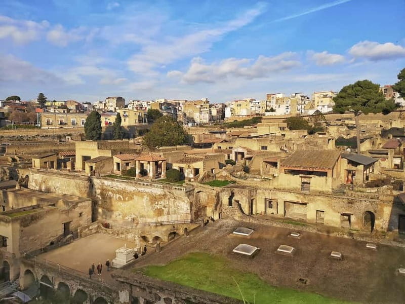 Naples: Herculaneum and Vesuvius Day Trip - Herculaneum Priority Entry: What You’ll Actually Want to See