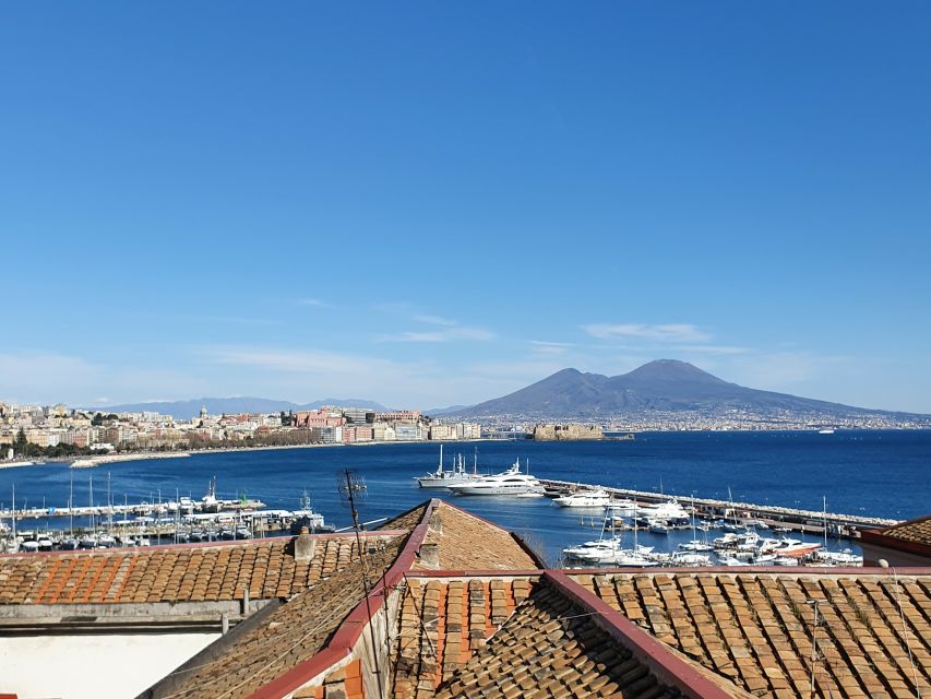 Naples: Naples, Pompeii, and Vesuvius Full-Day Tour - Guides and storytelling: why names like Maria and Elisa matter
