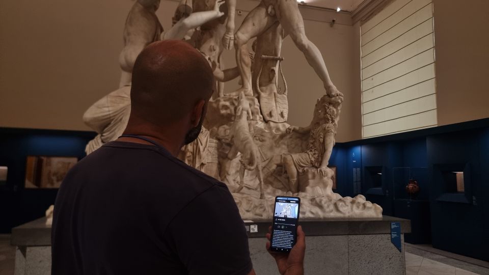 Naples: National Archaeological Museum audio guide - Venus Callipigia: grace, expression, and the way the audio handles tone
