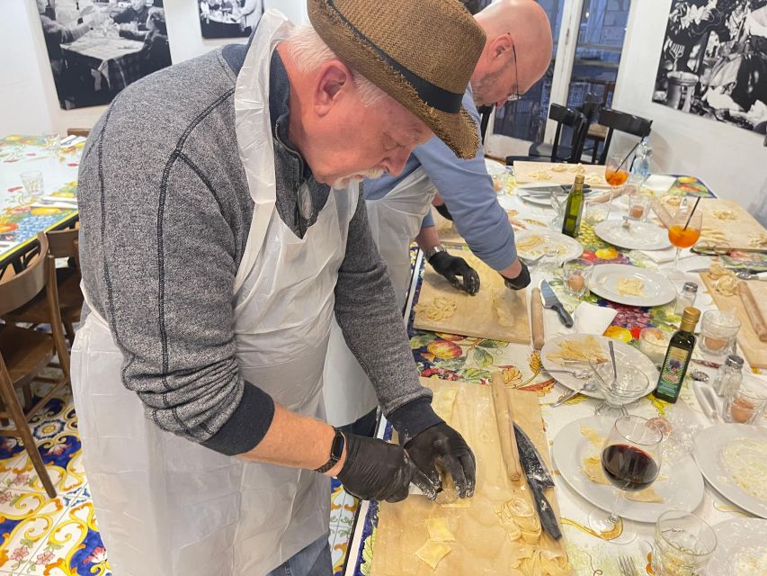 Naples: Pasta Cooking Class with Tiramisù and a Drink - Finding Restaurant San Carlo 17 without stress