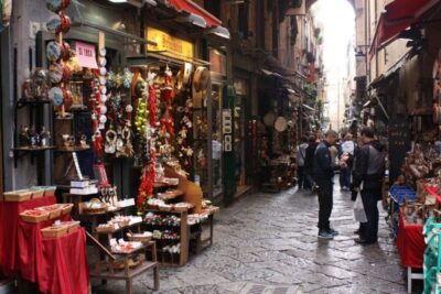 Naples: Private custom tour with a local guide - The flow of the tour: pickup, photo stop, and a guided walking loop