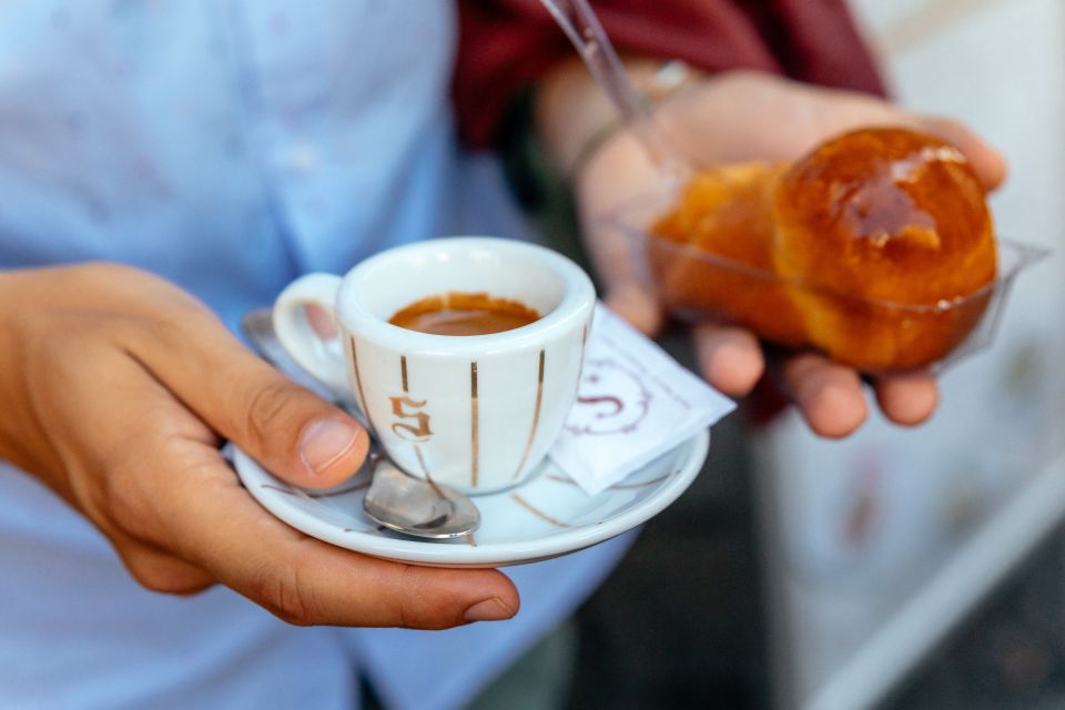 Naples: Private Food Tour – 10 Tastings with Locals - Piazza del Gesù: Where Naples Feels Like a Living City