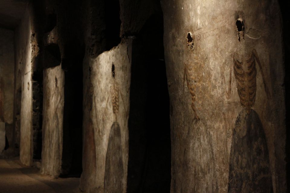 Naples: San Gaudioso Catacombs Guided Tour - The free San Gennaro catacombs voucher: a smart planning move