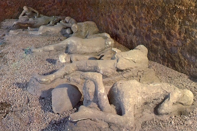 Naples Shore Excursion: Naples City and Pompeii Half Day Sightseeing Tour - FAQ