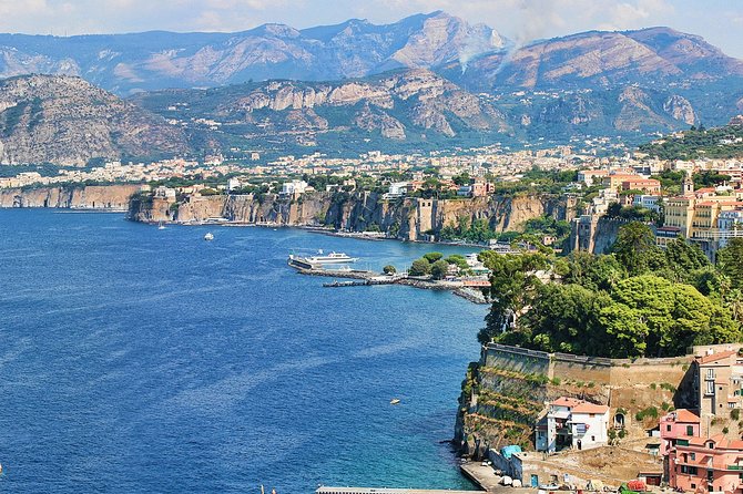 Naples Shore Excursion: Pompeii and Sorrento Day Trip - Lunch at the Pizzeria: Good Fuel, But Watch the Timing