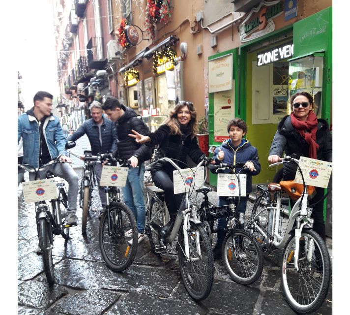Naples: Sightseeing Tour by E-Bike - Lungomare Caracciolo and Largo Sermoneta: coast air and photo stops