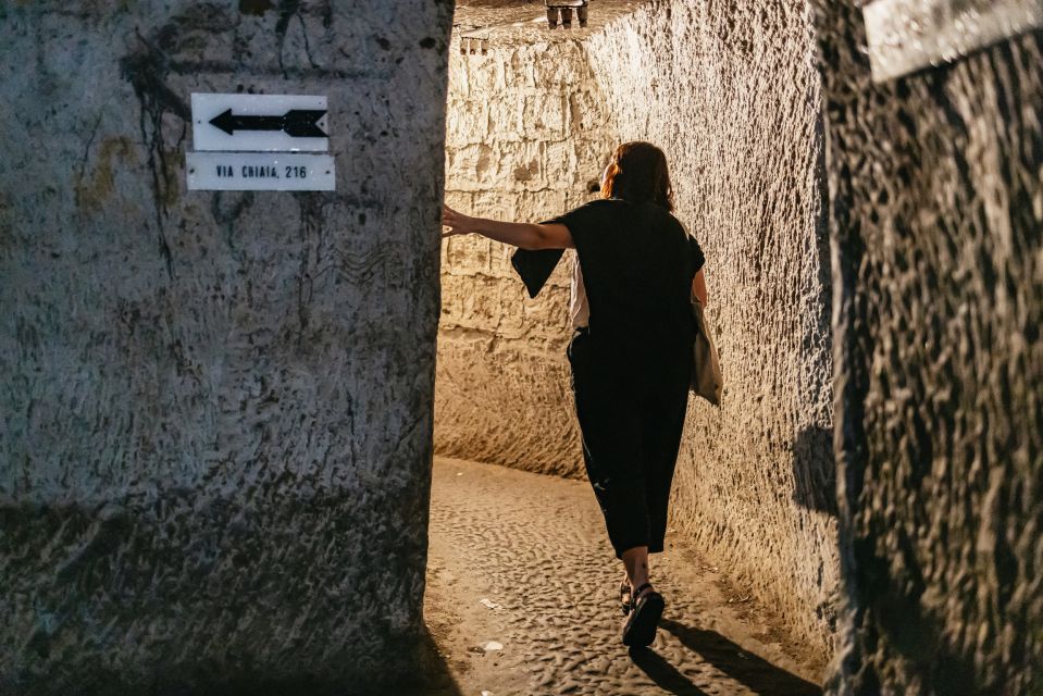 Naples: Spanish Quarters Underground Guided Tour - Getting Started in the Spanish Quarters: Where the Tour Begins