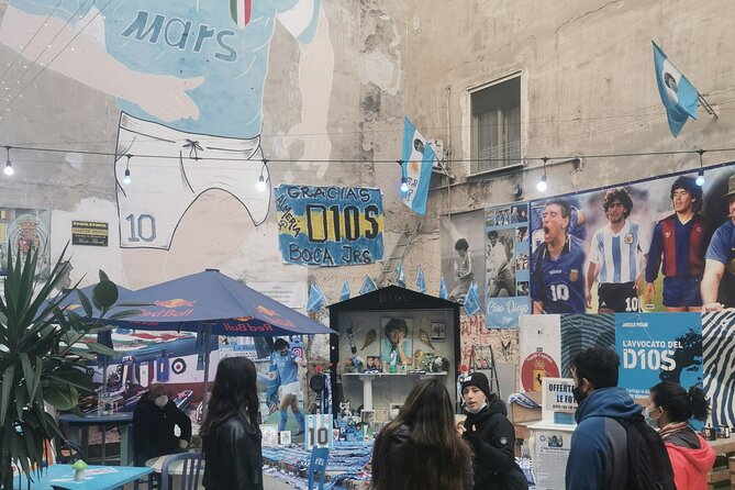 Naples Spanish Quarters Walking Tour Street Art, Folklore & Sweet - Who this tour is perfect for