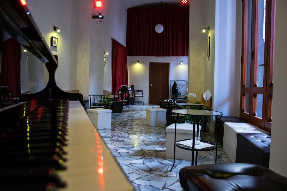 Naples: Traditional Neapolitan Music Concert - How the Neapolitan Song Show Works in One Hour