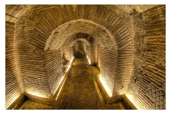 Naples Underground Official Skip-the-line Ticket - Entering Piazza San Gaetano 68 Without Getting Stressed