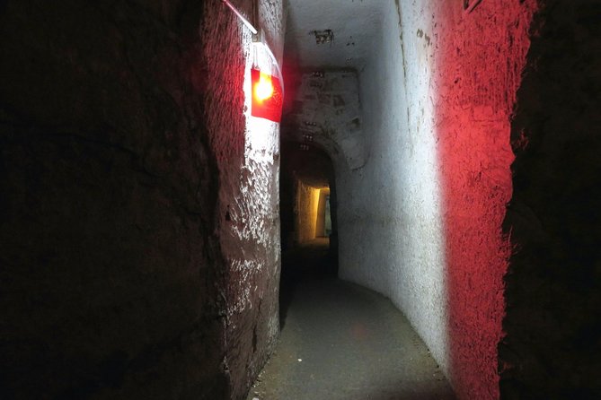 Naples Underground Spanish Quarters with Guide - Napoli Sotterranea: the engineering and wartime story you can walk through