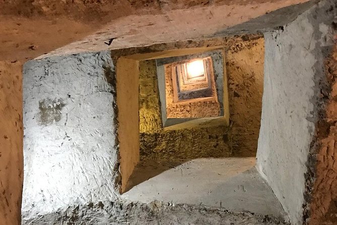 Naples Underground Spanish Quarters with Guide - When to book and how to fit it into your Naples day