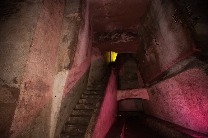 Naples Underground Spanish Quarters with Guide - Practical prep: shoes, pace, and what to know at the meeting point