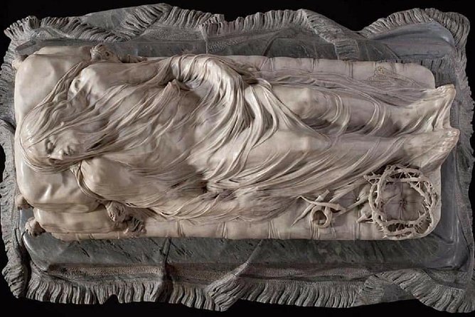 Naples: Veiled Christ & Santa Chiara Cloister Small Group Tour - Two and a half hours of Naples on foot, in the right order