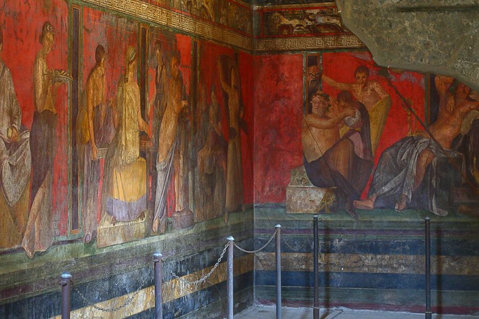 Pompei: Pompeii Private Tour - Learning to read the ruins: more than walls and stones