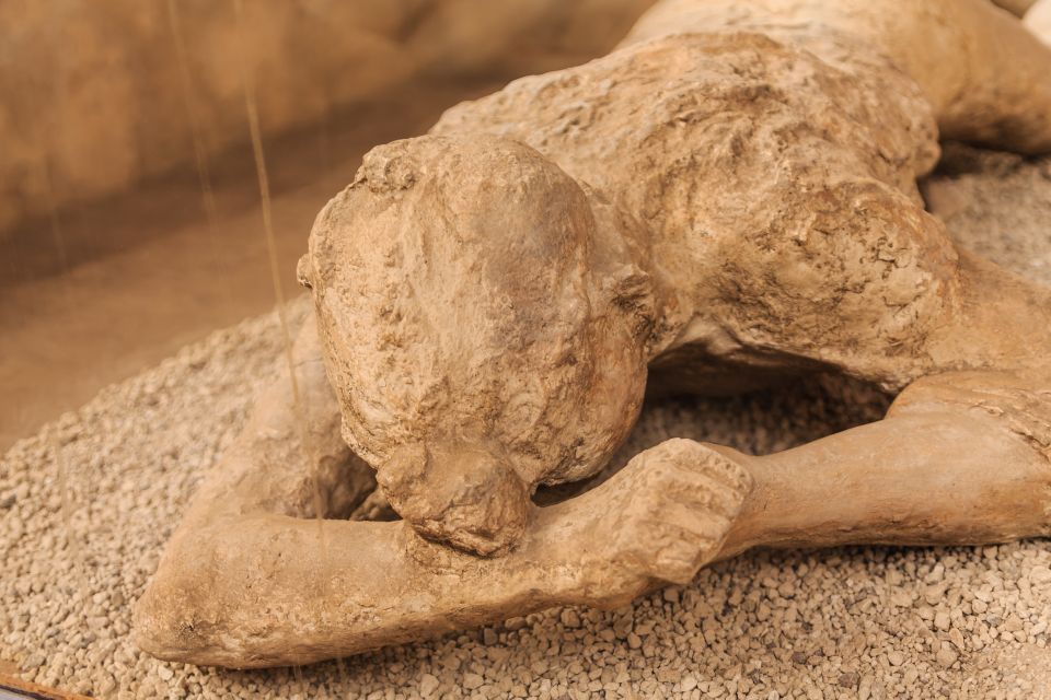 Pompeii: 2-Hour Guided Tour with an Archaeologist - Key Pompeii moments you’ll hit on this 2-hour tour