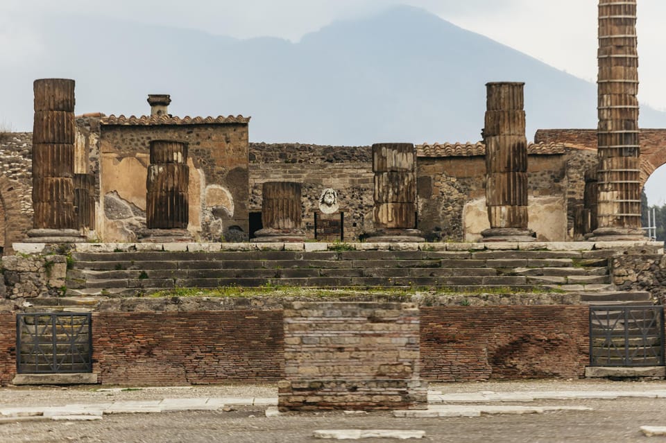 Pompeii: Afternoon to Sunset Guided Tour with Ticket - Neighborhood streets, bakeries, and housing blocks