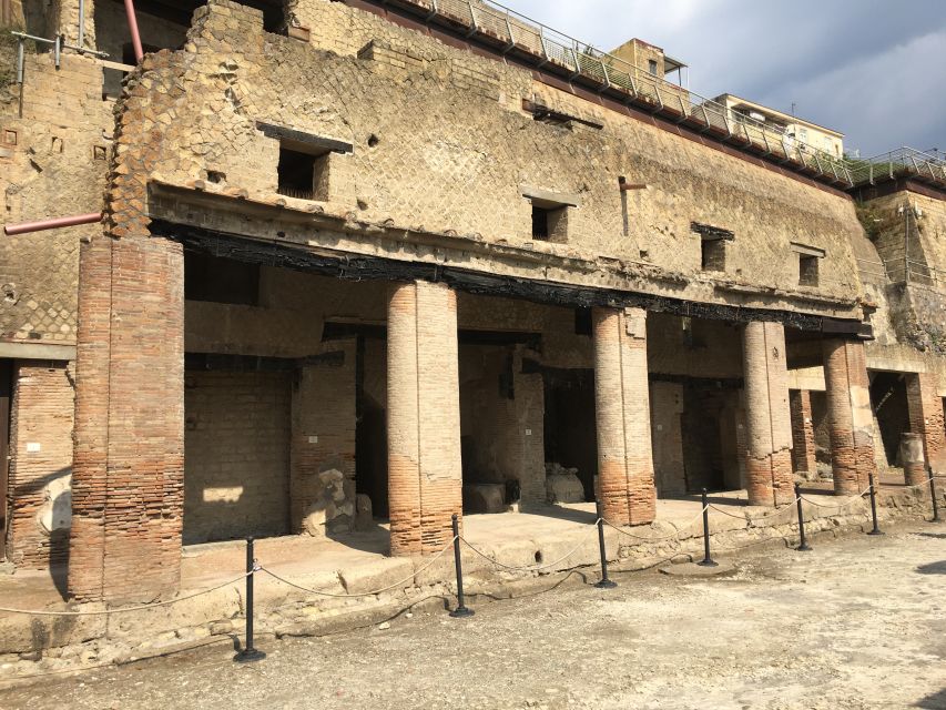 Pompeii and Herculaneum: Guided Tour with an Archaeologist - Starting at Ristorante Suisse: Logistics Without the Headache