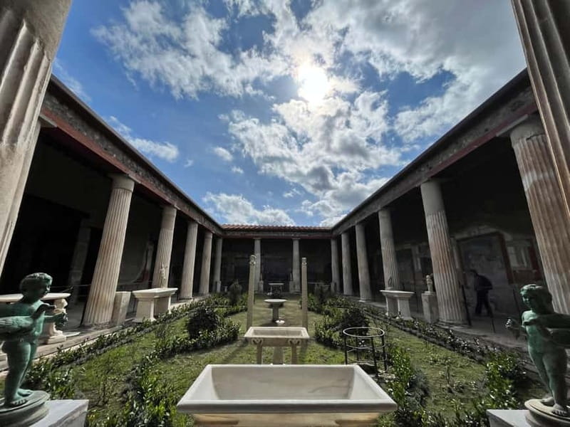 Pompeii: Archeological Tour & Wine Tasting at Mt. Vesuvius - Plaster Casts, Bodies, and the Theatre When It’s Open