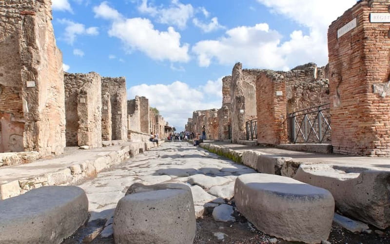 Pompeii: Archeological Tour & Wine Tasting at Mt. Vesuvius - What to Bring (and What to Watch For) Before You Go
