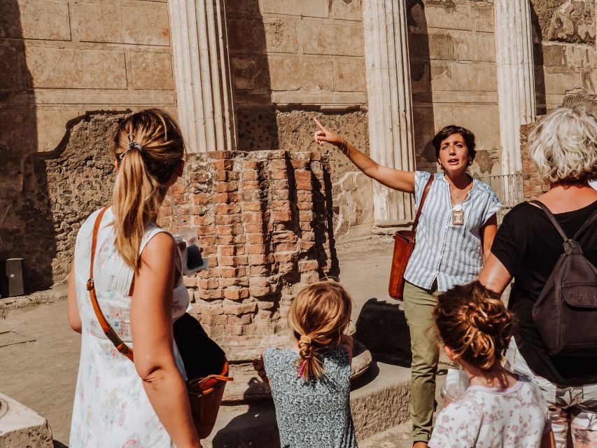 Pompeii: Entry Ticket and Guided Tour with an Archaeologist - Forum Baths and the Plaster Casts effect
